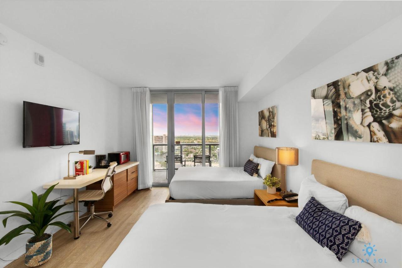 Upper Studio With Balcony,Pool And Gym, Near Beach Холандейл Бийч Екстериор снимка