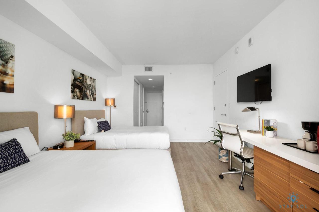 Upper Studio With Balcony,Pool And Gym, Near Beach Холандейл Бийч Екстериор снимка