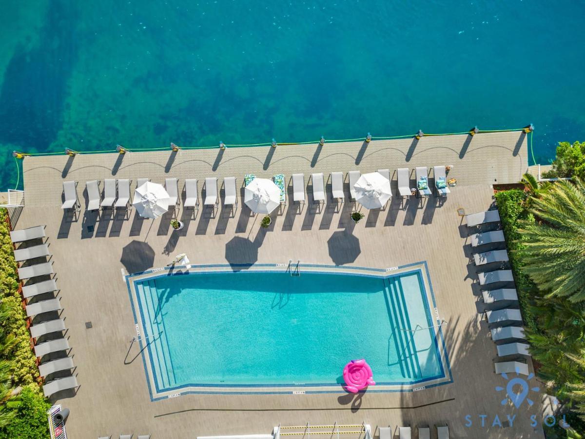 Upper Studio With Balcony,Pool And Gym, Near Beach Холандейл Бийч Екстериор снимка